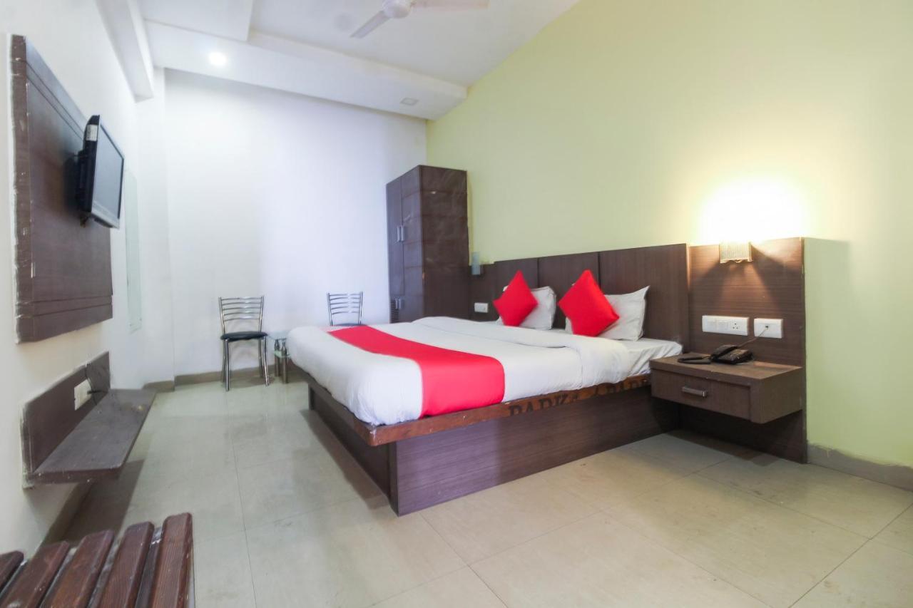 Oyo 67810 Hotel Lals Inn Agra  Exteriör bild